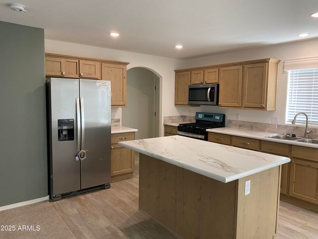 410 W VENICE Way, Paulden, AZ 86334