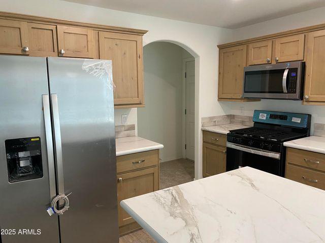 410 W VENICE Way, Paulden, AZ 86334