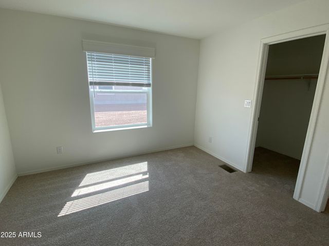 410 W VENICE Way, Paulden, AZ 86334