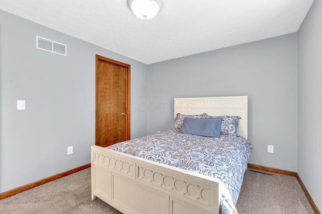 11584 Canterbury Avenue NW, Pickerington, OH 43147