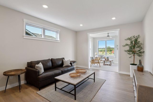 1433 Anchor Avenue, River Falls, WI 54022