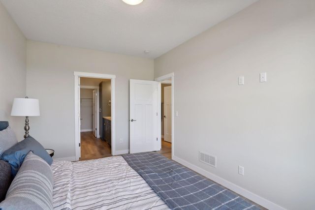 1433 Anchor Avenue, River Falls, WI 54022