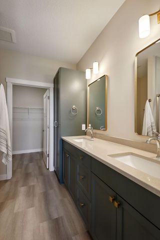 1433 Anchor Avenue, River Falls, WI 54022