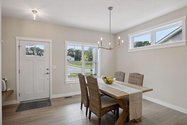 1433 Anchor Avenue, River Falls, WI 54022