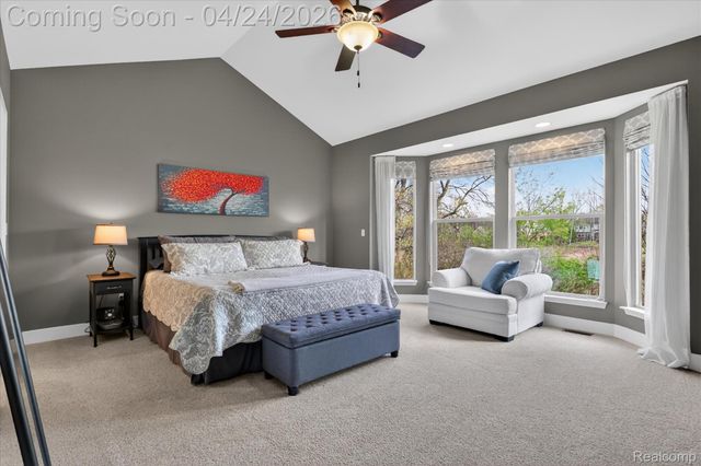 3226 Estate View Court, Commerce Charter Township, MI 48382