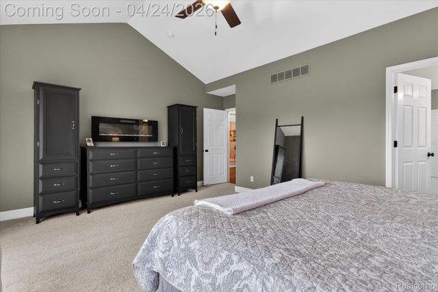 3226 Estate View Court, Commerce Charter Township, MI 48382