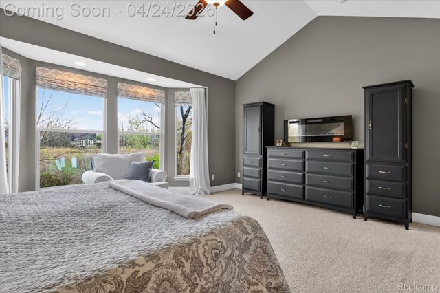 3226 Estate View Court, Commerce Charter Township, MI 48382