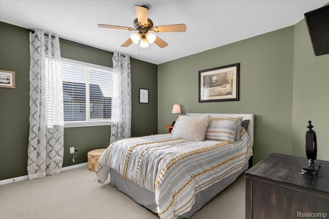 3226 Estate View Court, Commerce Charter Township, MI 48382