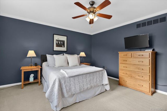 3226 Estate View Court, Commerce Charter Township, MI 48382