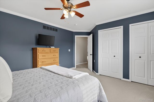 3226 Estate View Court, Commerce Charter Township, MI 48382