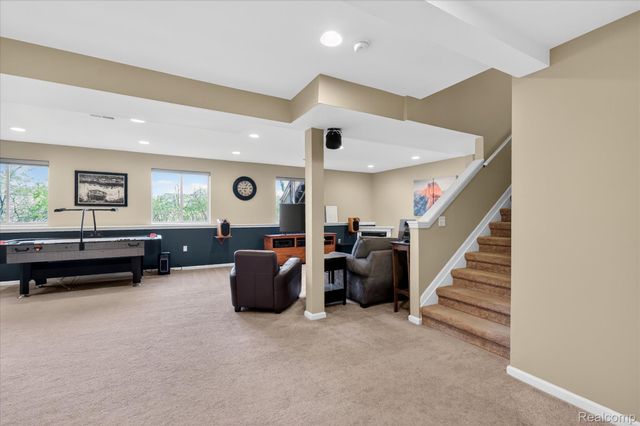 3226 Estate View Court, Commerce Charter Township, MI 48382