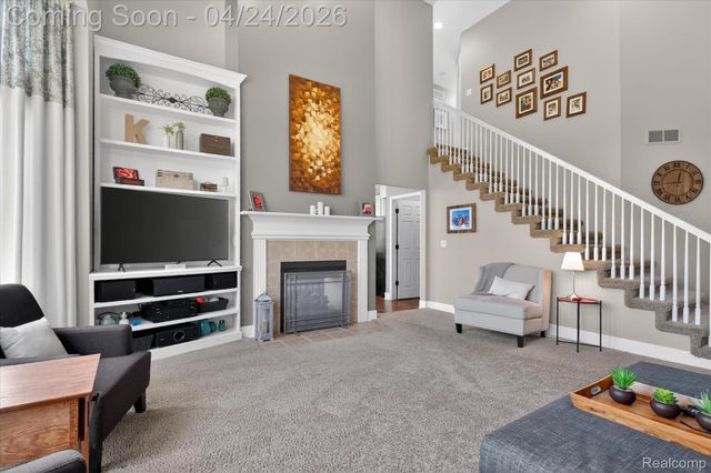 3226 Estate View Court, Commerce Charter Township, MI 48382