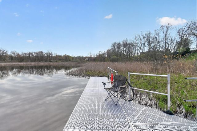 3226 Estate View Court, Commerce Charter Township, MI 48382