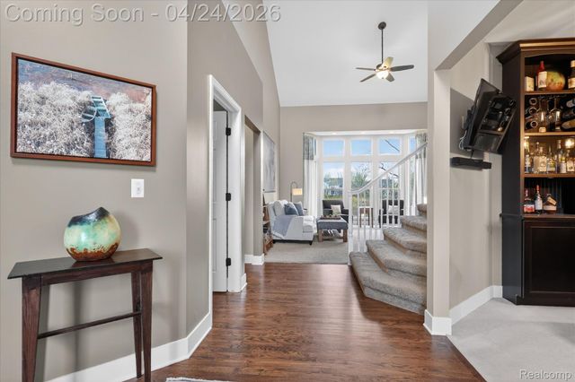 3226 Estate View Court, Commerce Charter Township, MI 48382