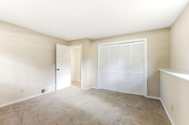 13205 W Manor Boulevard, Burnsville, MN 55337