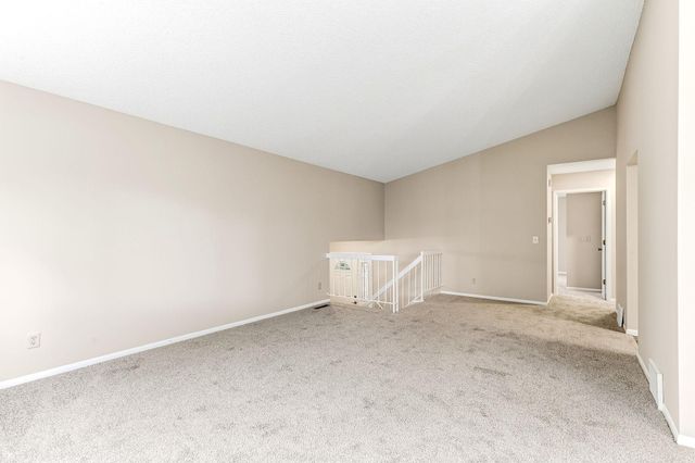 13205 W Manor Boulevard, Burnsville, MN 55337