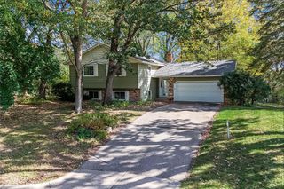 13205 W Manor Boulevard, Burnsville, MN 55337