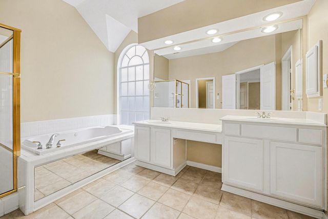 15719 El Dorado Oaks Drive, Houston, TX 77059