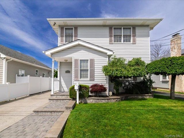 2864 Saint Johns Road, Oceanside, NY 11572