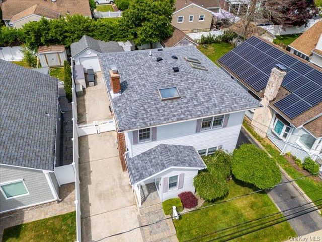 2864 Saint Johns Road, Oceanside, NY 11572