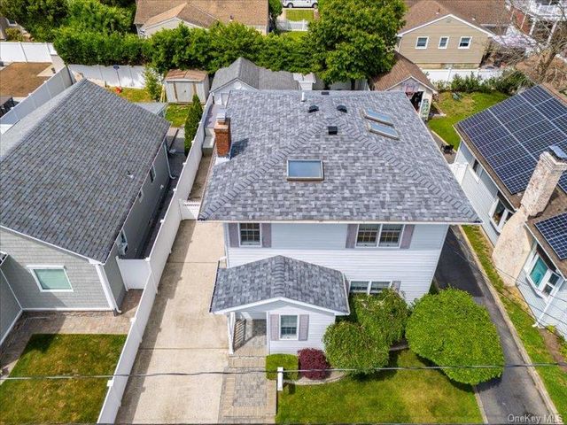 2864 Saint Johns Road, Oceanside, NY 11572