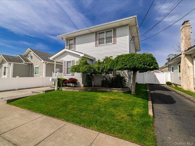 2864 Saint Johns Road, Oceanside, NY 11572
