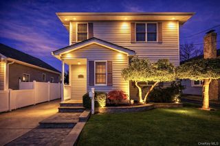 2864 Saint Johns Road, Oceanside, NY 11572