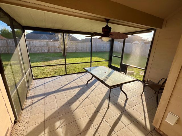 108 Audubon Woods Drive, Richwood, TX 77531