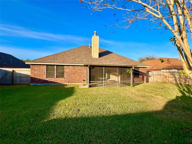 108 Audubon Woods Drive, Richwood, TX 77531