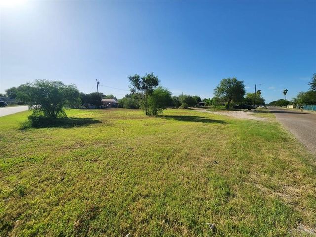113 Flores Street, Sullivan City, TX 78595