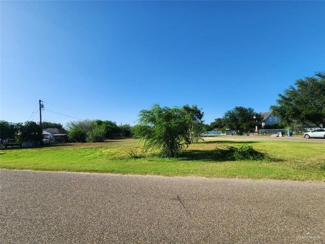 113 Flores Street, Sullivan City, TX 78595
