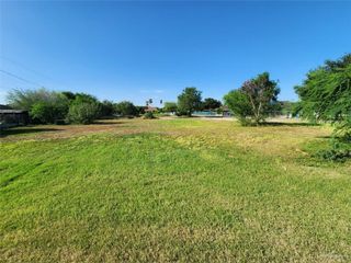 113 Flores Street, Sullivan City, TX 78595