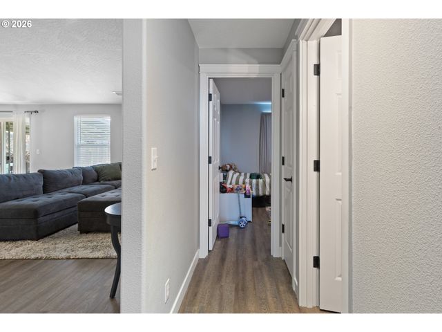 133 SILVERADO St, Roseburg, OR 97471