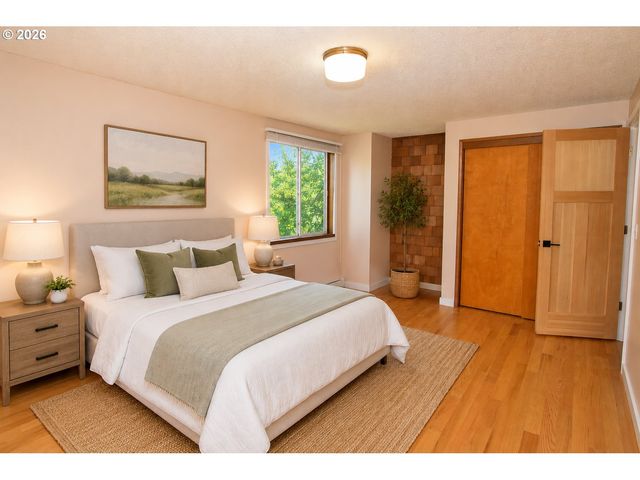 2180 W 24TH Ave, Eugene, OR 97405