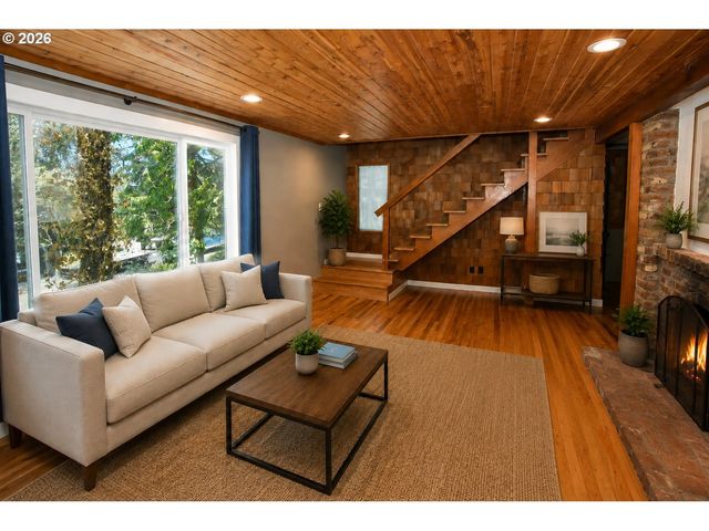 2180 W 24TH Ave, Eugene, OR 97405