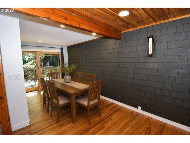 2180 W 24TH Ave, Eugene, OR 97405