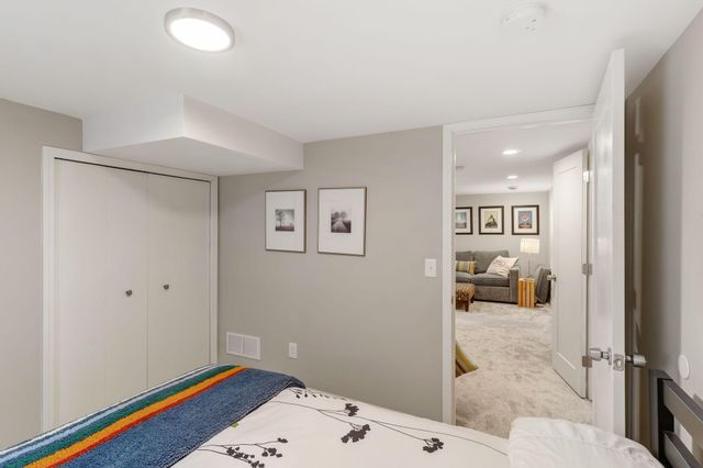 5616 Knox Avenue S, Minneapolis, MN 55419