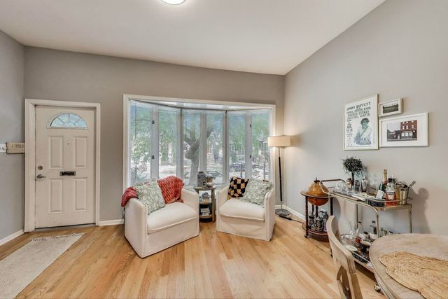 1229 W WELLINGTON Avenue 1, Chicago, IL 60657