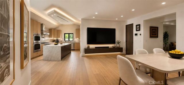 5509 Oakdale, Woodland Hills, CA 91364