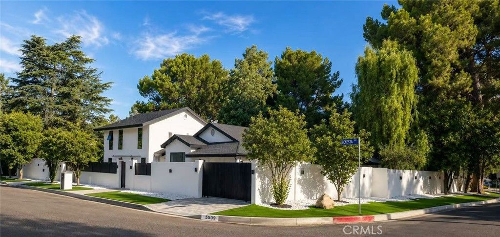 5509 Oakdale, Woodland Hills, CA 91364