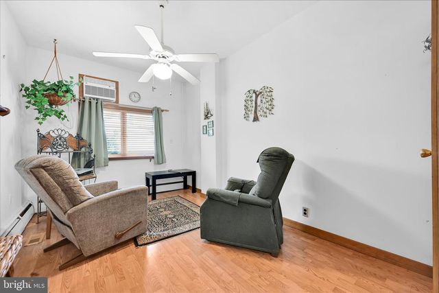 117 S MORRIS ST, Saint Clair, PA 17970