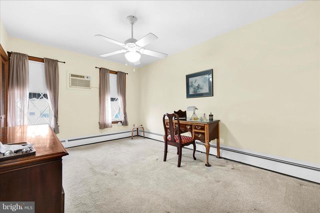 117 S MORRIS ST, Saint Clair, PA 17970