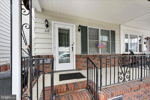 117 S MORRIS ST, Saint Clair, PA 17970