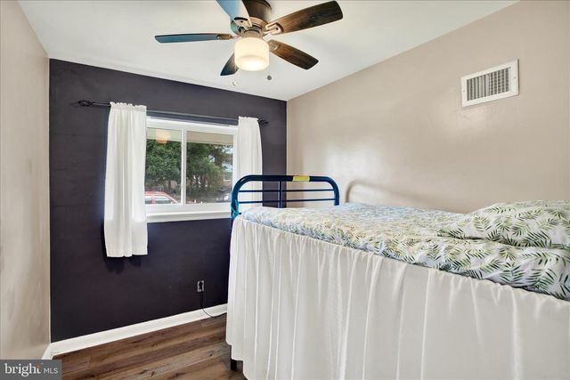 8215 16TH AVE, Hyattsville, MD 20783