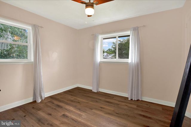 8215 16TH AVE, Hyattsville, MD 20783