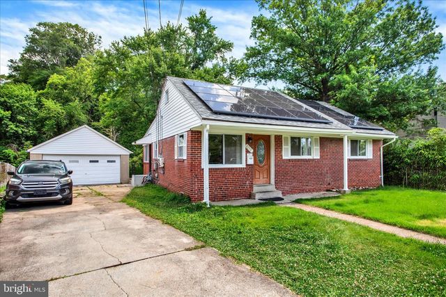 8215 16TH AVE, Hyattsville, MD 20783