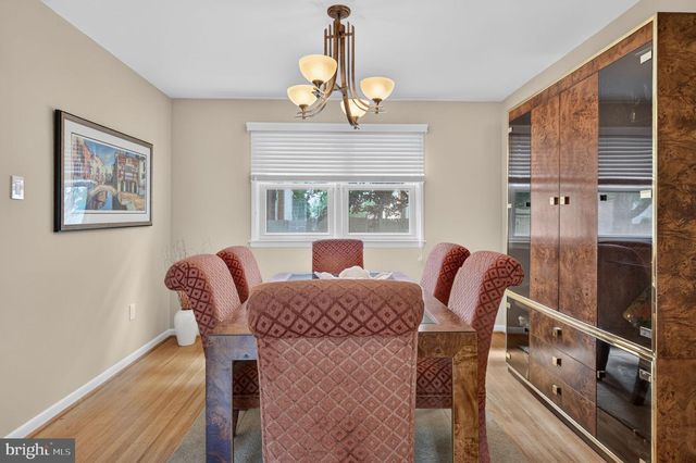 2010 QUEEN ANNE RD, Cherry Hill, NJ 08003