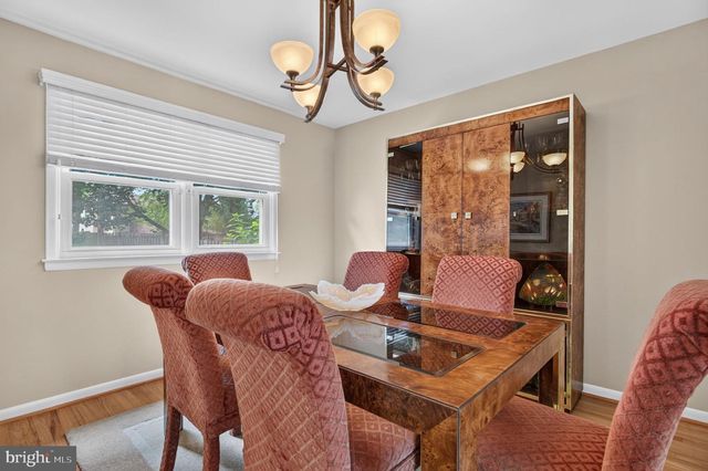 2010 QUEEN ANNE RD, Cherry Hill, NJ 08003