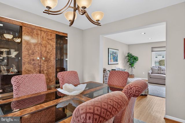 2010 QUEEN ANNE RD, Cherry Hill, NJ 08003