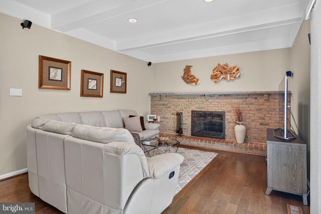 2010 QUEEN ANNE RD, Cherry Hill, NJ 08003